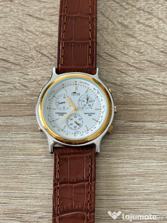 Lotus vintage cu alarma