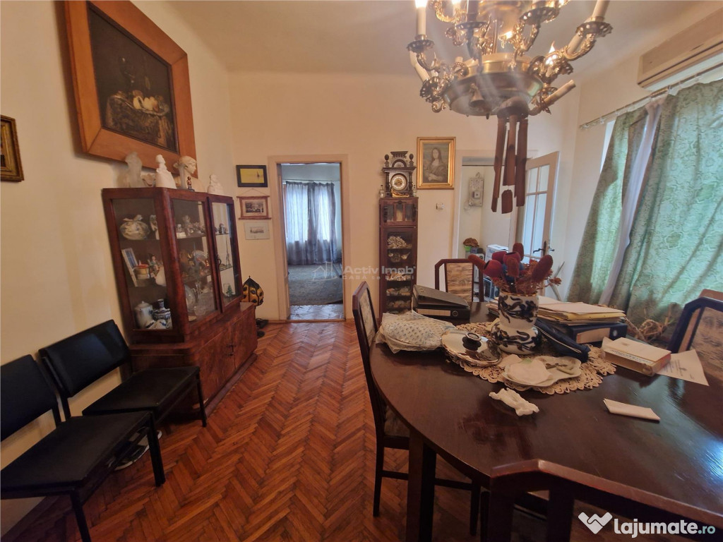 Casa pe sol, teren 372 mp - zona centrala