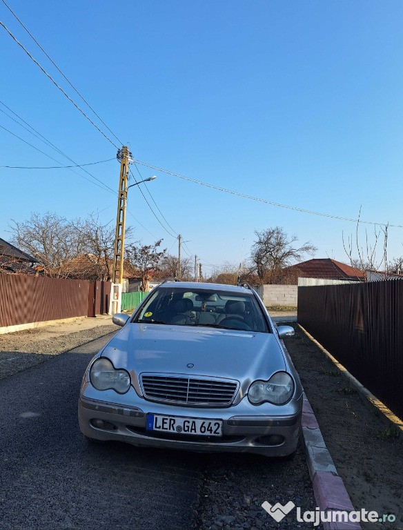 Mercedes-Benz C220 automat