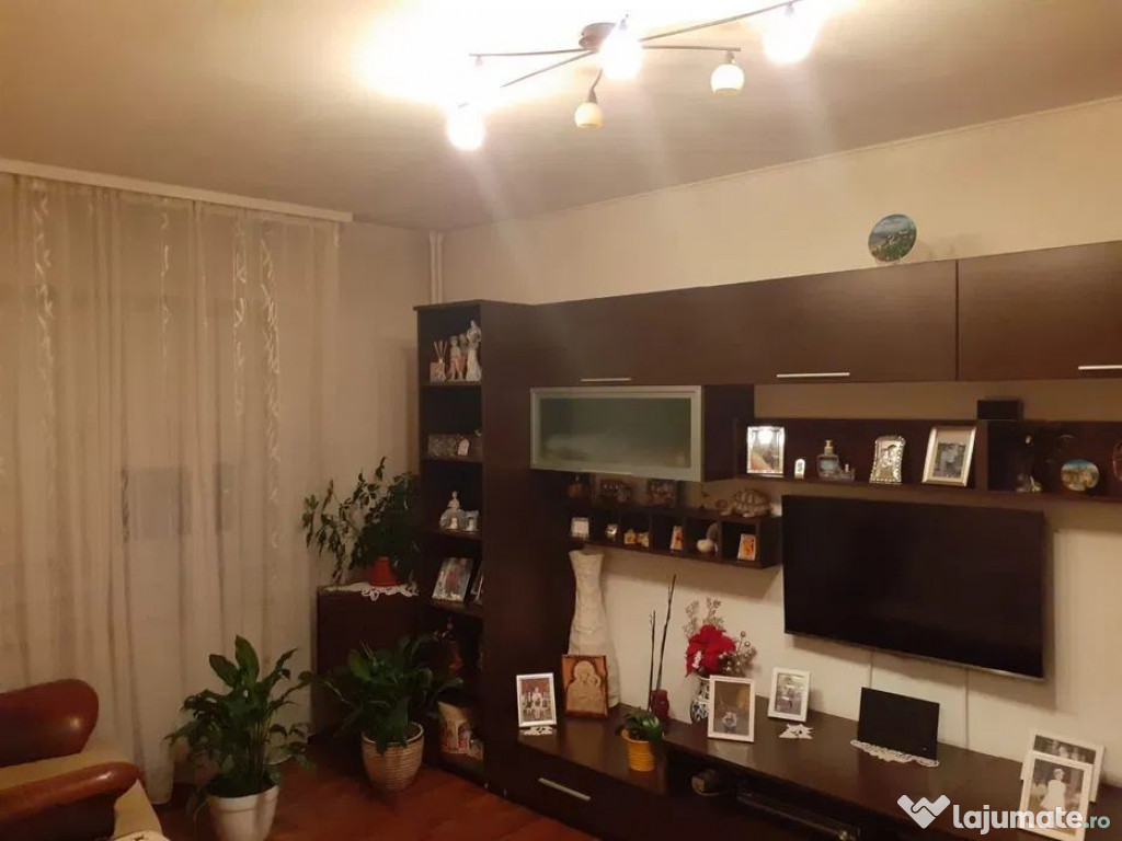 Apartament 2 camere decomandat Luica / Constantin Brancov...