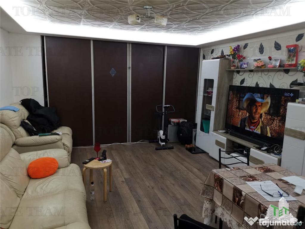 Garsoniera 41 mp, 1 Decembrie, et.1