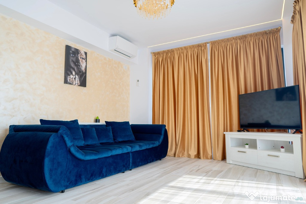 Inchiriez apartament 2 camere lux Mamaia Nord(langa Opera)-termen lung