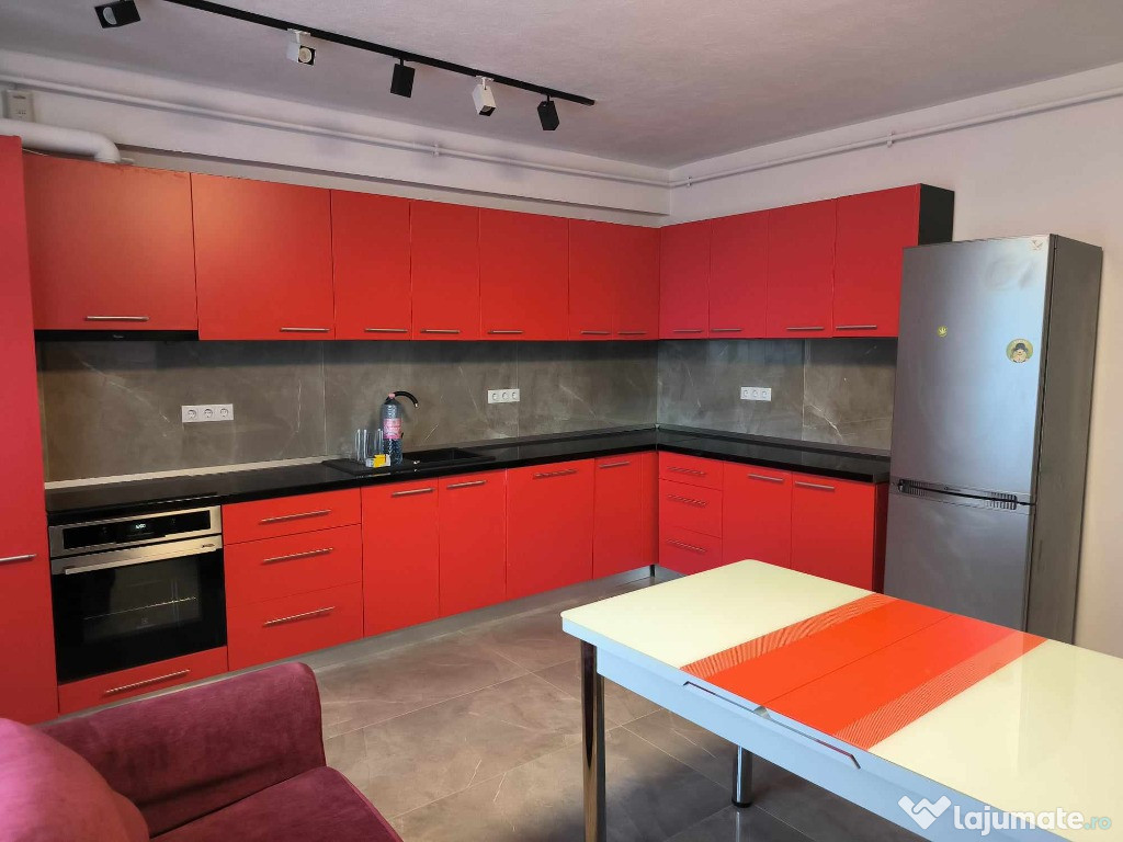 Apartament 3 camere Floresti-str Urusagului
