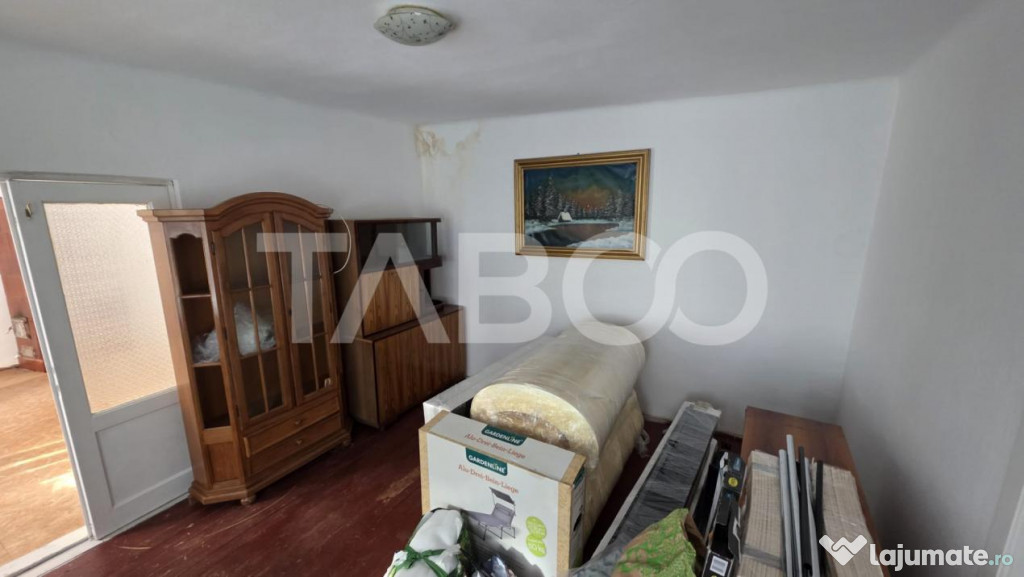 Casa cu 3 camere de vanzare in centrul Municipiului Sebes