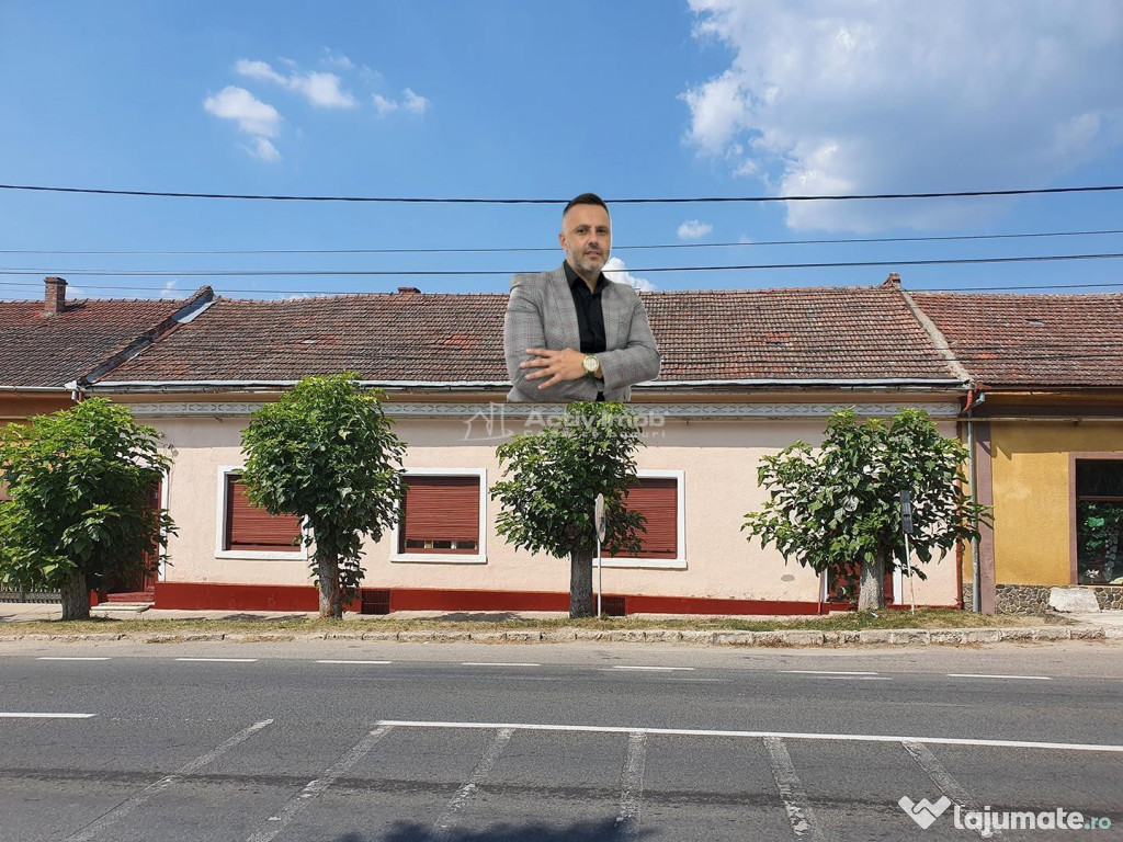 Bocsa Montana, Casa Solida Teren, Strada Principala