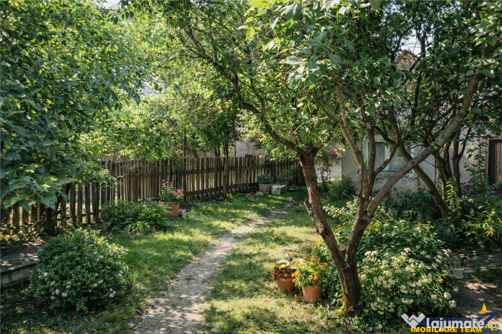 Teren pe 546 mp aria Bartolomeu casa demolabila,rezidentia