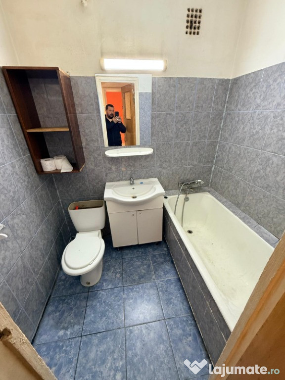 Apartament 3 camere decomandat et. 1 - Drumul Taberei