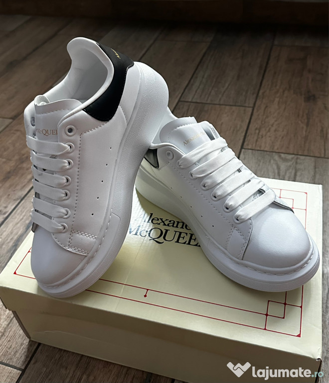 Adidași Alexander McQueen mărimea 38