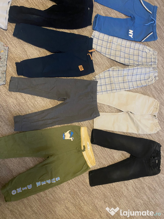 Pantaloni marimea 92