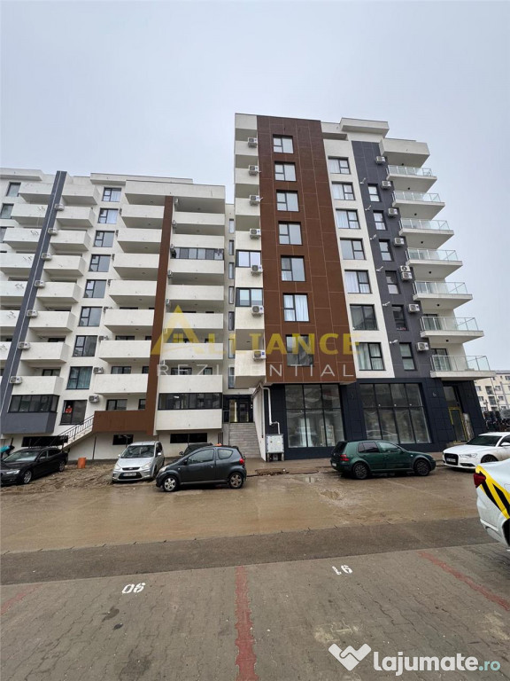 Studio langa metrou et 1 Ansamblu cu piscina