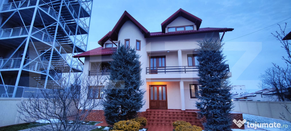 Inchiriez vila superba cu 6 camere