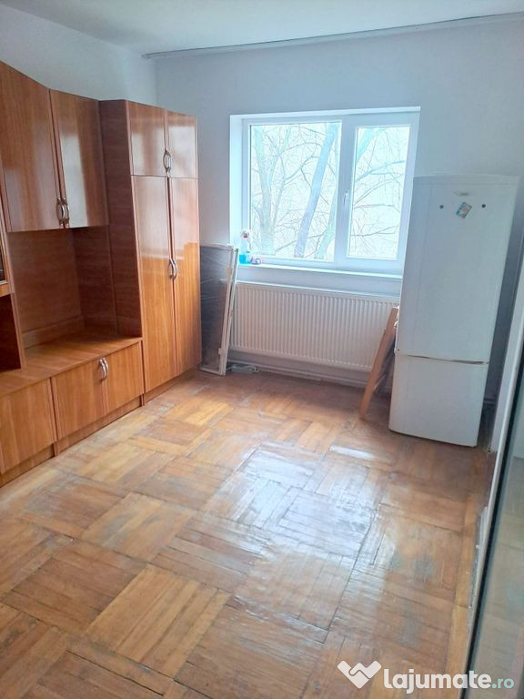 Apartament cu o cameră de inchiriat – Micro 38, lâng?...