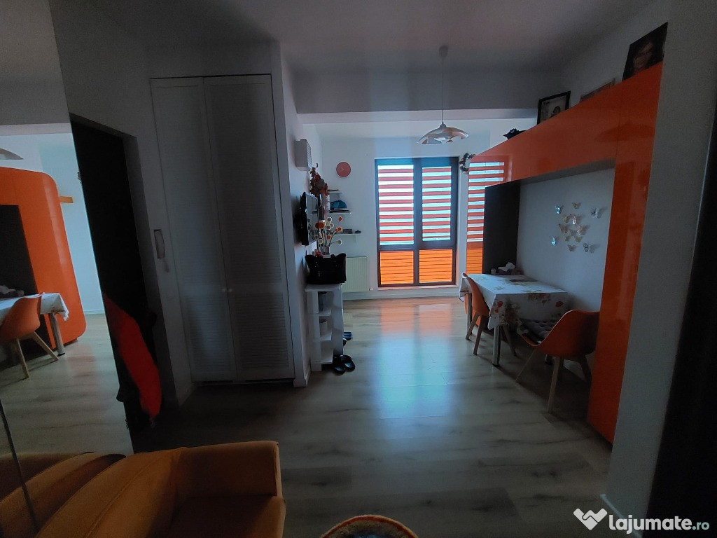 Vand apartament lux, 3 camere, bloc nou, loc parcare privat, Buc Noi