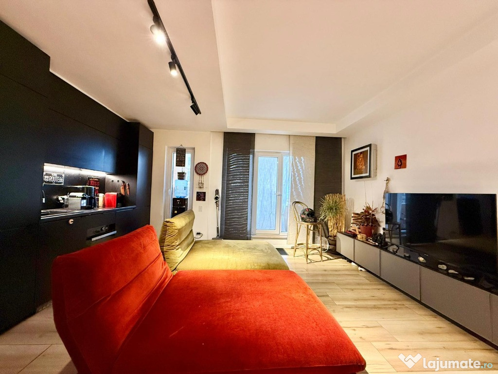 COSMOPOLIS - Apartament 2 camere, vedere piscina