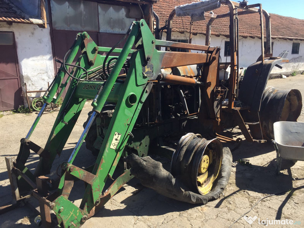 Dezmembrez John Deere 6300
