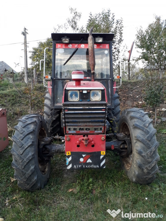 Tractor UTB 1033