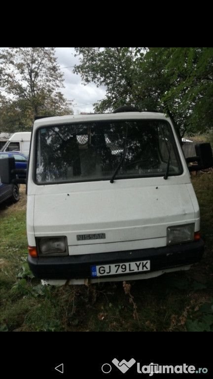 Camionetă nissan 3,5t