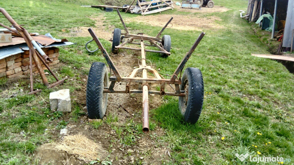 Car pentru cal sau tractor