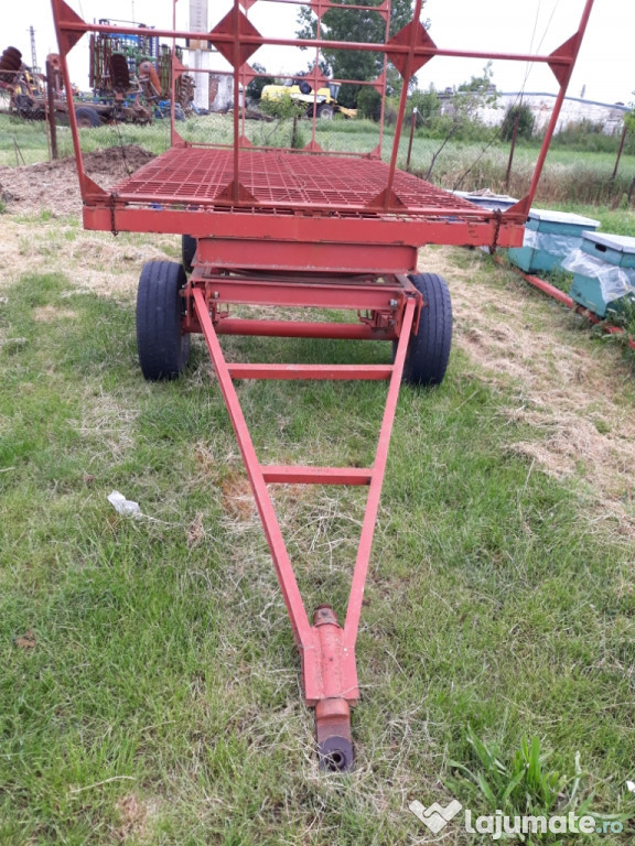 Remorca transport baloti