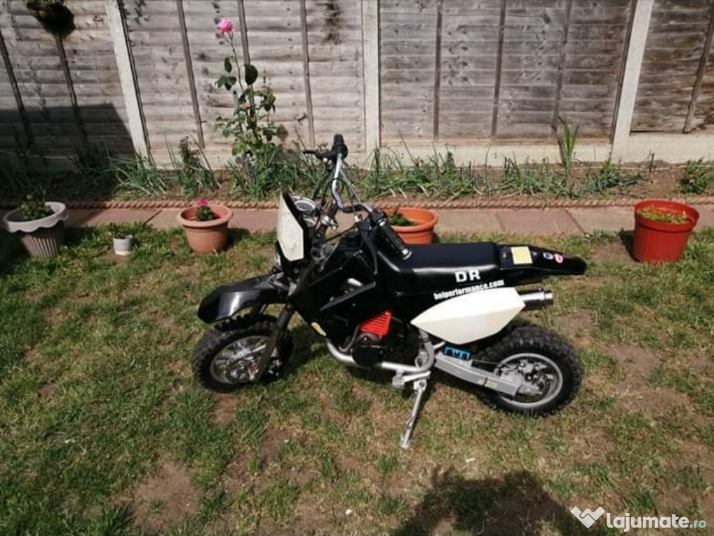 Motoreta minicross (pret negociabil)