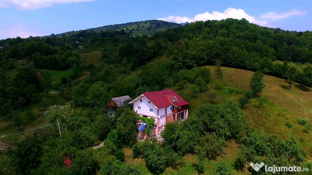 Casă de vacanță - Locuință permanentă