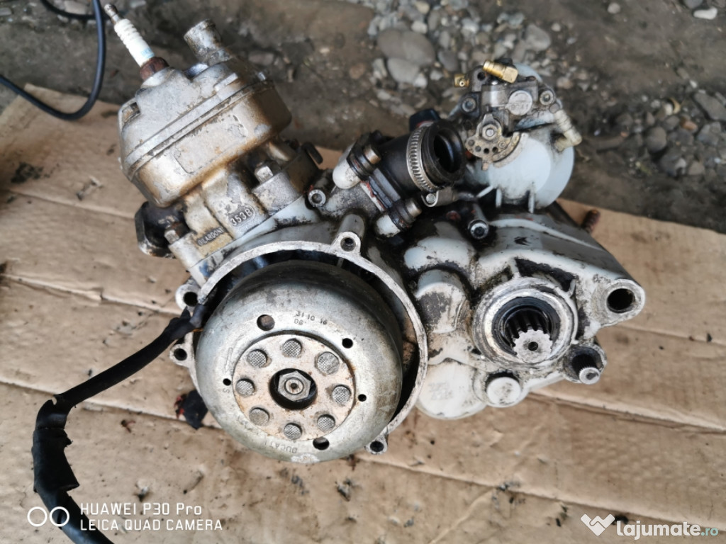 Motor complet pt motociclete Yamaha 49cc 2t 5 trepte perfect