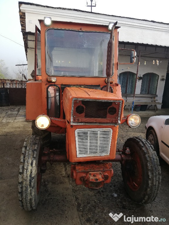 Tractor U 445