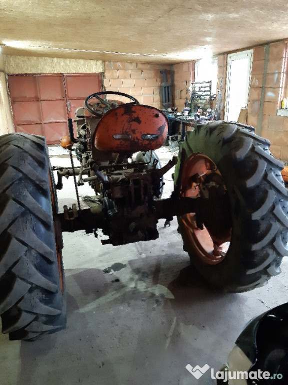 Tractor Fiat 411, 415 întreg sau piese