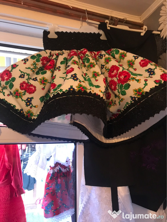Rochie traditionala