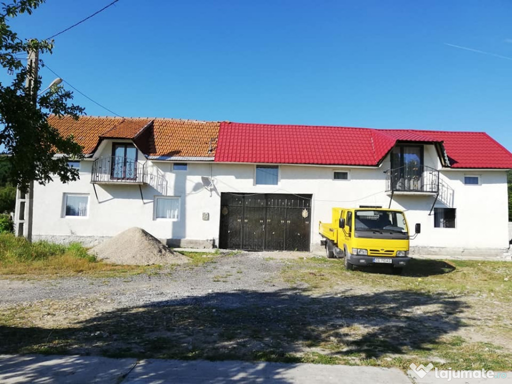 Casa in satul Pestere, Caras-Severin