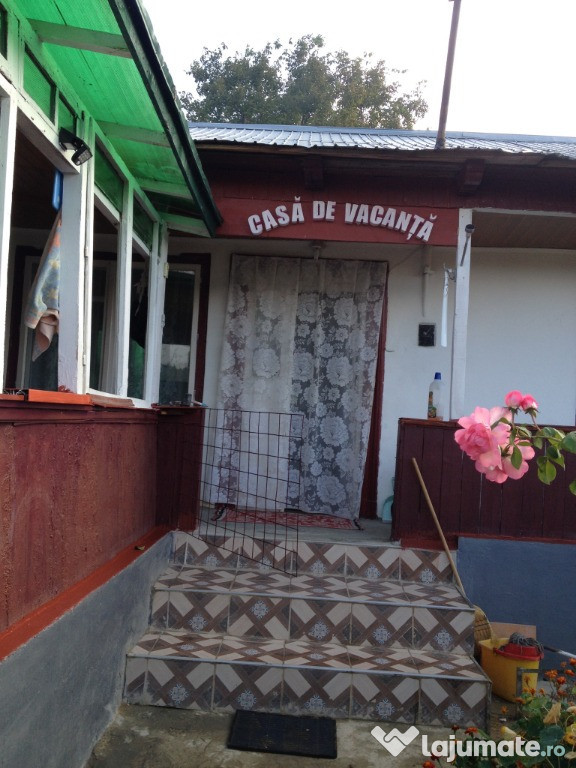 CASĂ ȘI GRĂDINĂ ÎN COMUNA GÂRCENI JUDEȚIL VASLUI