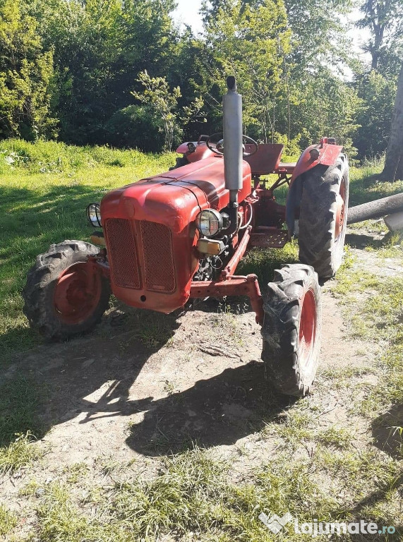 Tractor Ford