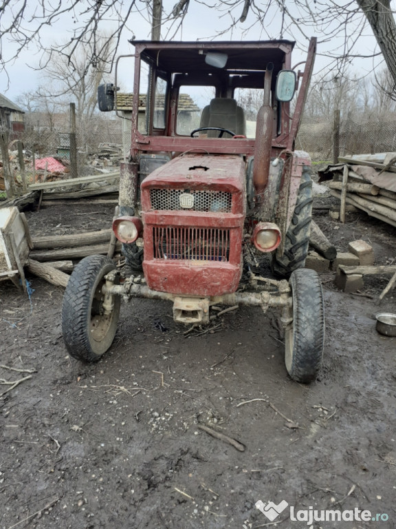 Tractor