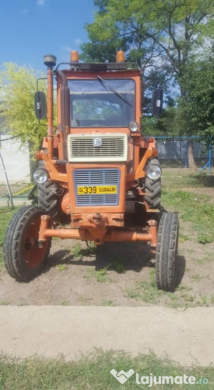 Tractor u 650