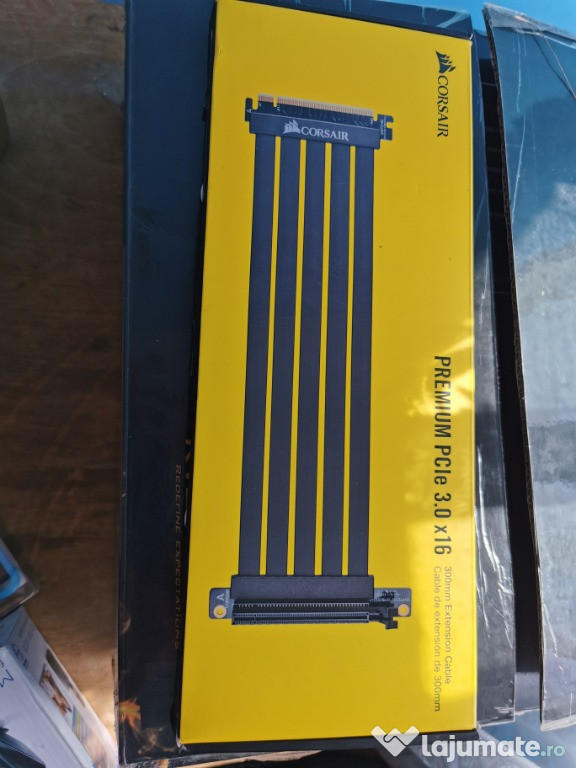 Corsair premium pcie 3.0 x16 riser cable 300mm