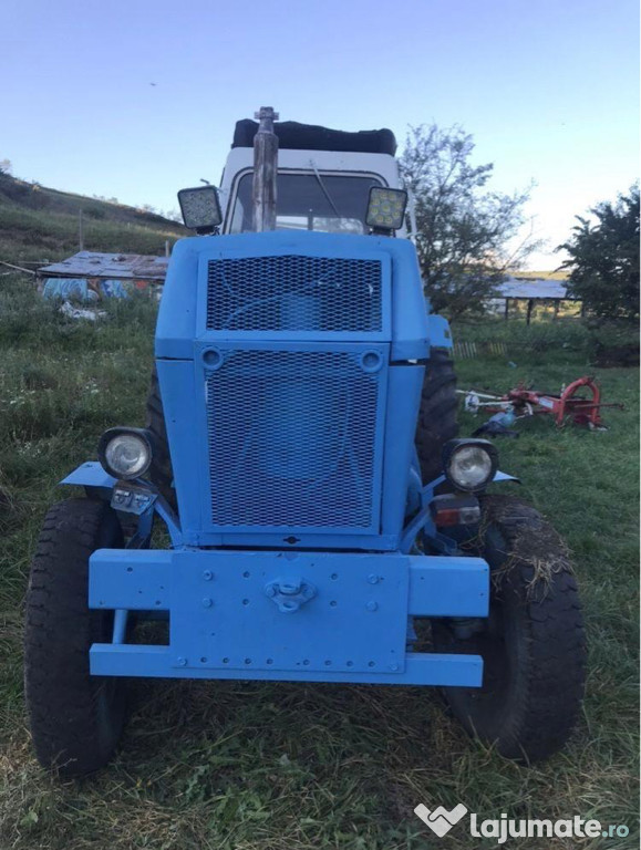 Tractor