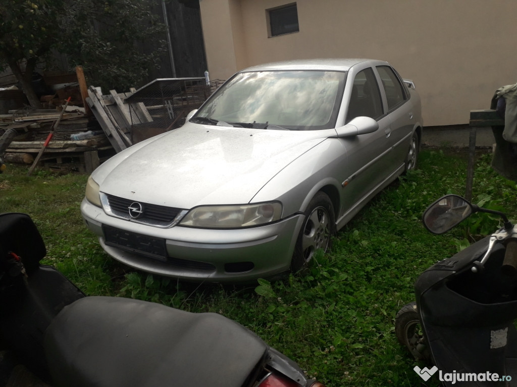 Piese Vectra B 1.6