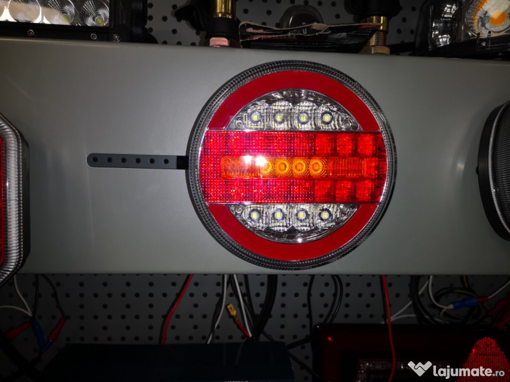 Set 2 Auto Led Lampi Stop Flexzon, 4 Functii, 28 Leduri