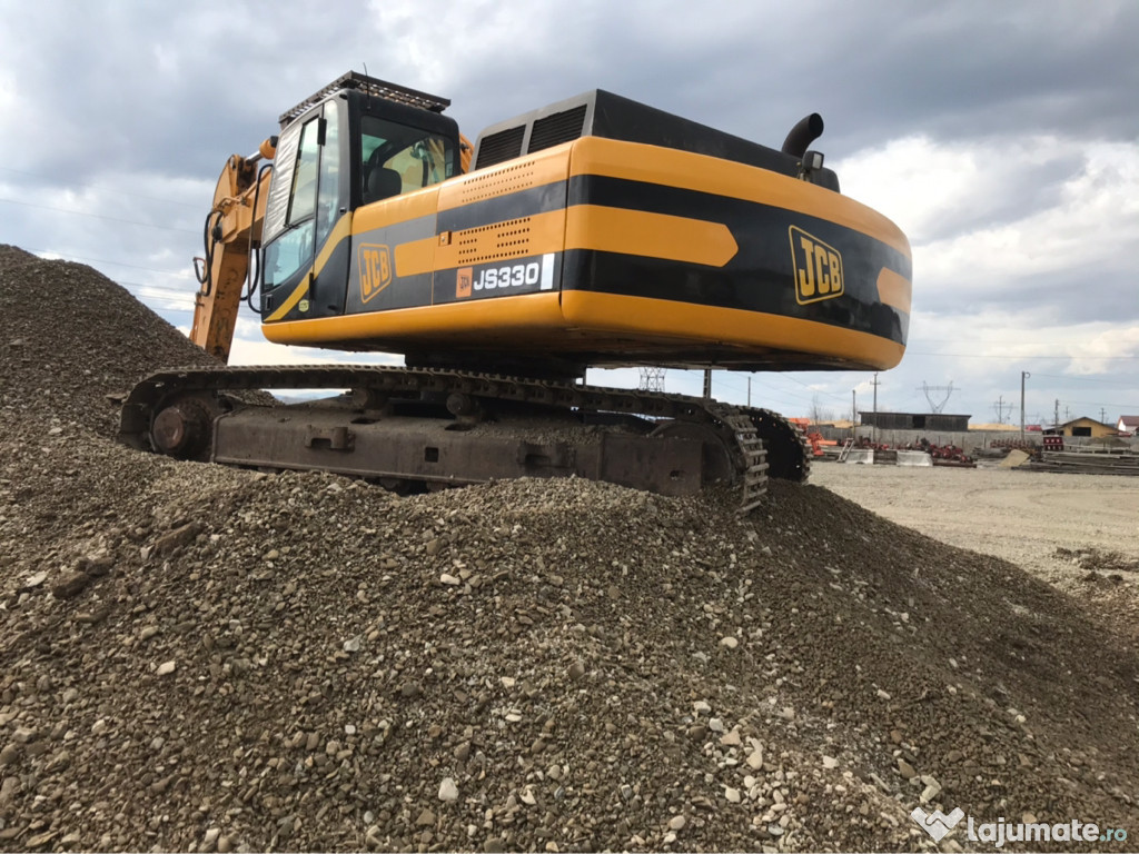 Excavator senilat jcb 330