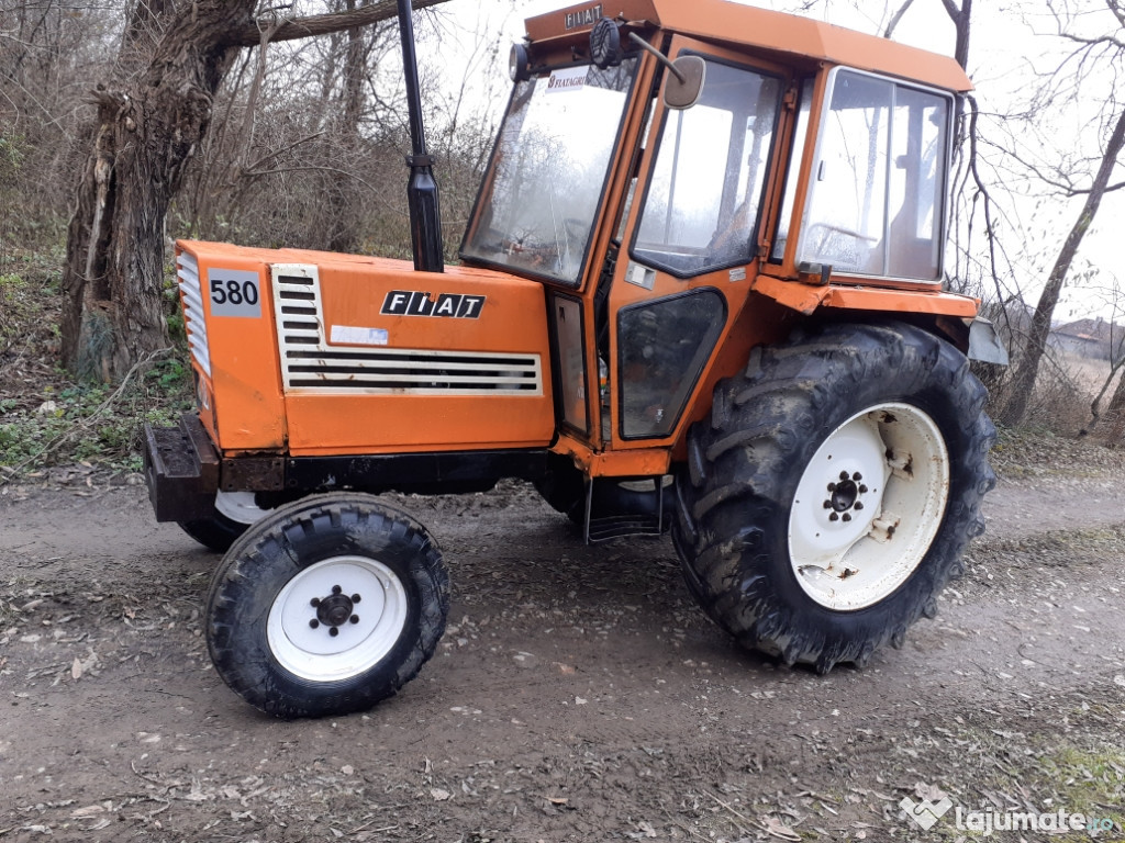 Tractor fiat 580