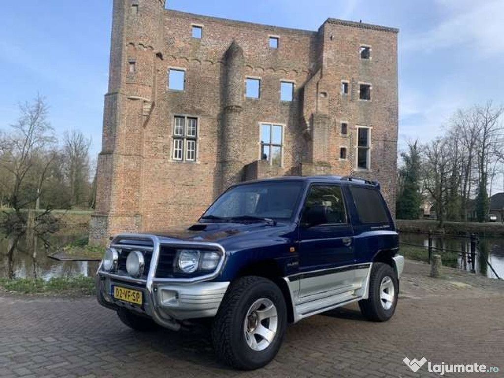Mitsubishi pajero 4x4 2.8TDI utilitara TAXE MICI LOCK BLOCAN
