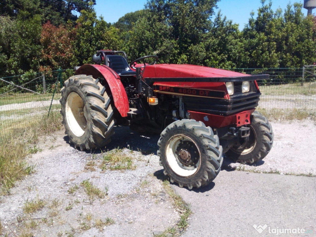 Tractor  Utb 453 DTC /445 DTC