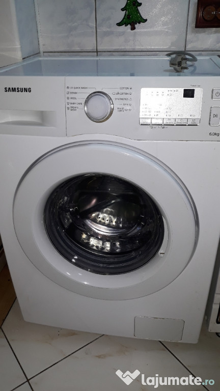 Mașină automată de spălat SAMSUNG aproape nouă