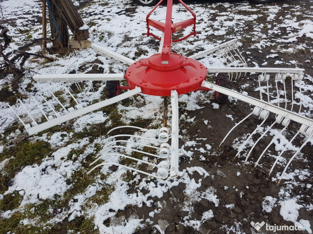 Greblă tip păianjen FAHR