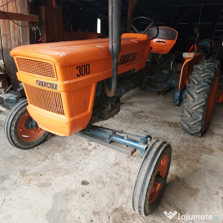 Tractor Fiat 300 original ,italia