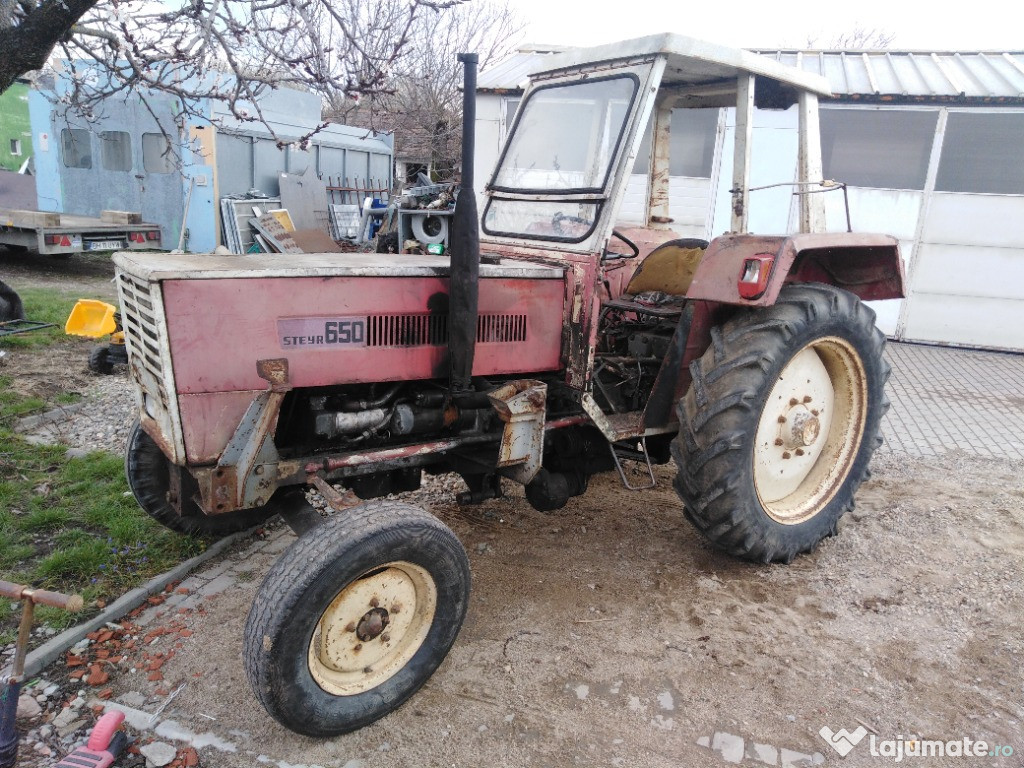 Tractor Steyr 650 cu ssrvo dezmembrez