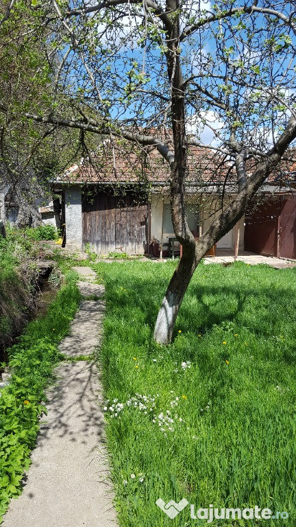 Casa in comuna Bulz, Bihor