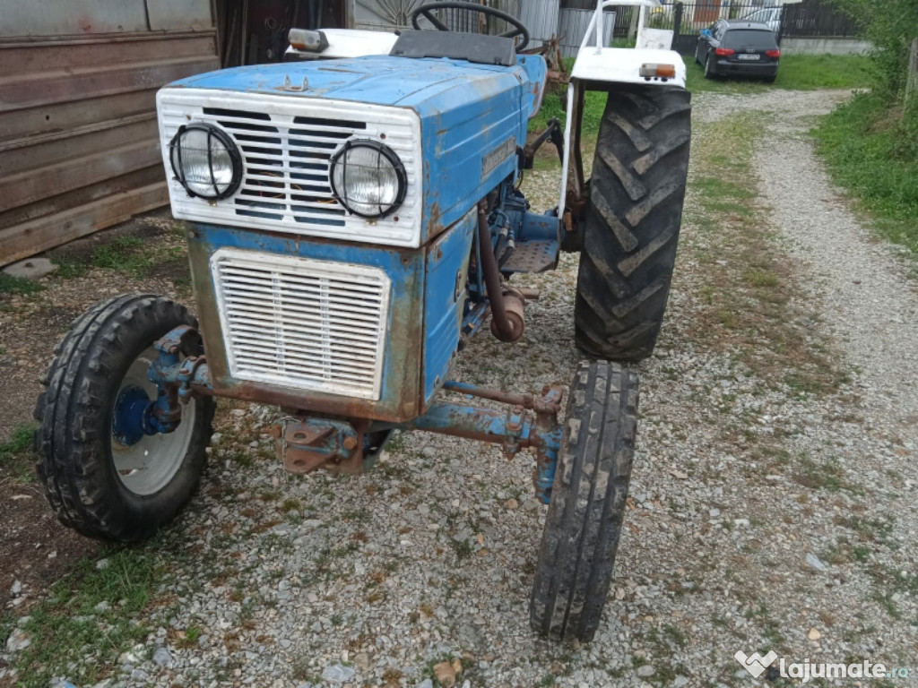 Tractor utb cu servo directie