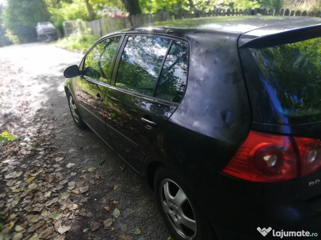 Vând Golf 5 import Germania motor 1600 FSI
