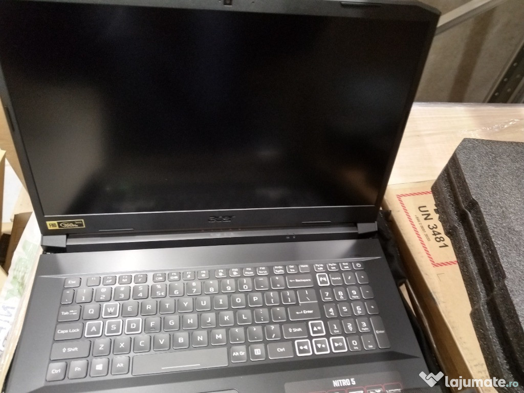 Acer Nitro 5 AN517-41-R2YX NH.QBHEX.00P Laptop